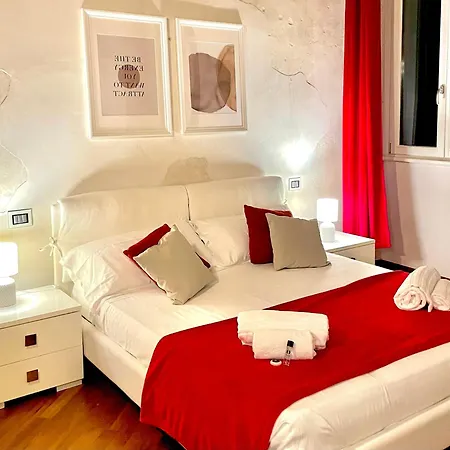 Magnolia - Piazza Delle Erbe Apartment