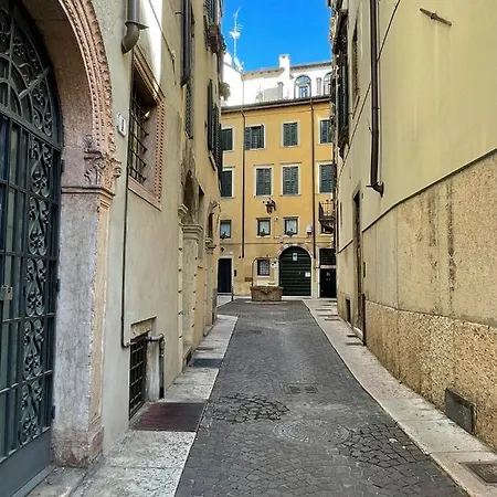 Apartamento Magnolia - Piazza Delle Erbe *